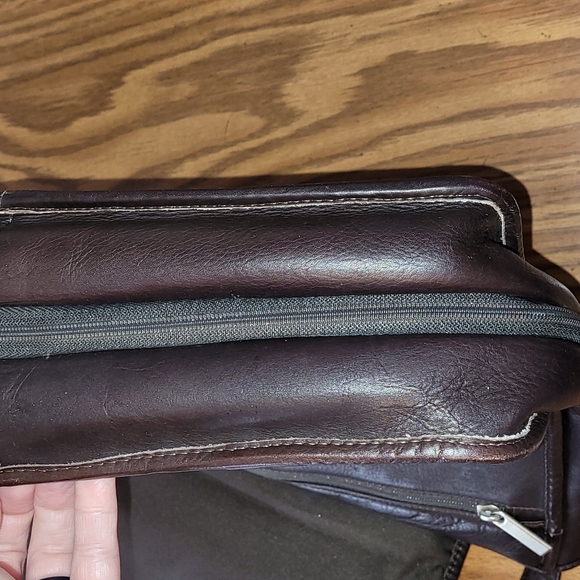 Wilson leather briefcase, satchel/messenger bag MOVING SALE!!!! - Picture 5 of 16